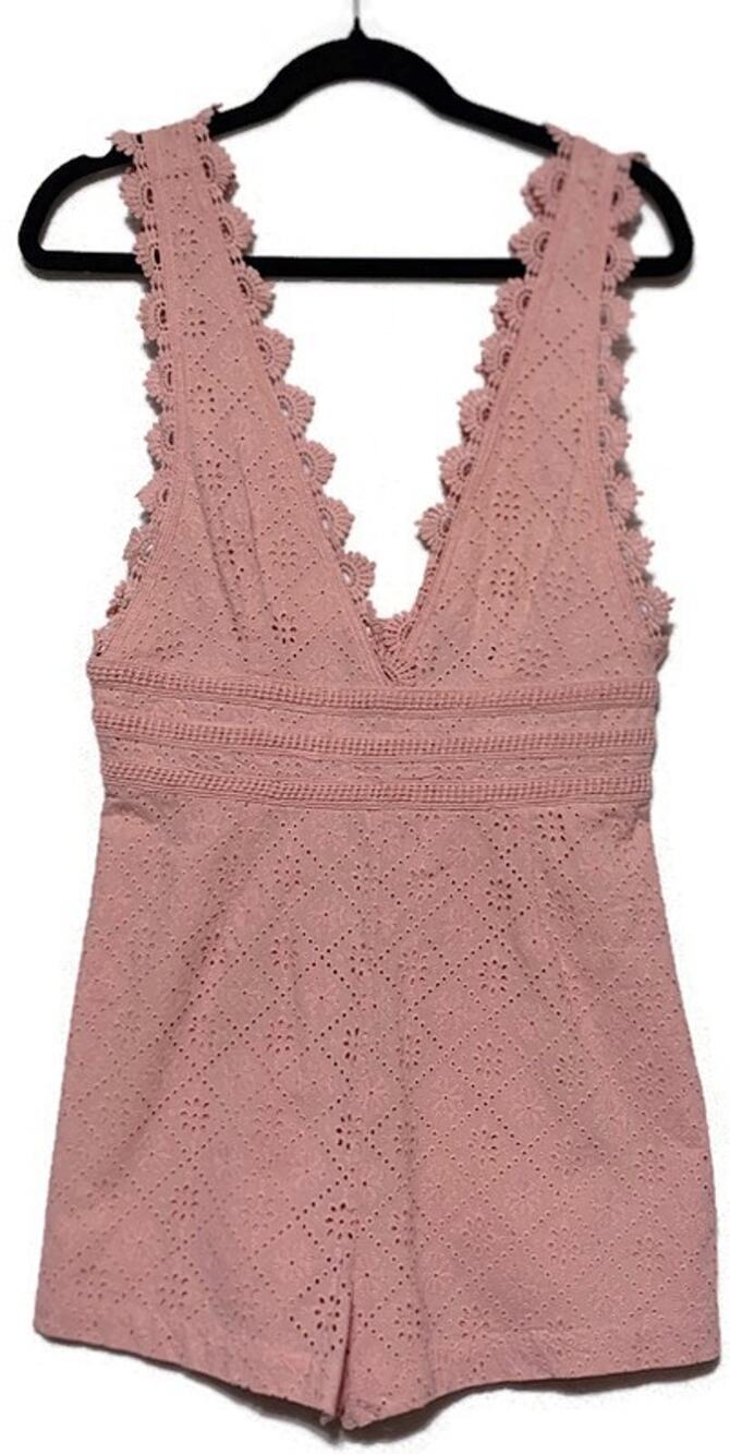 Forever 21 Pink Short Romper Jumpsuit Womens Large NWT New With Tags